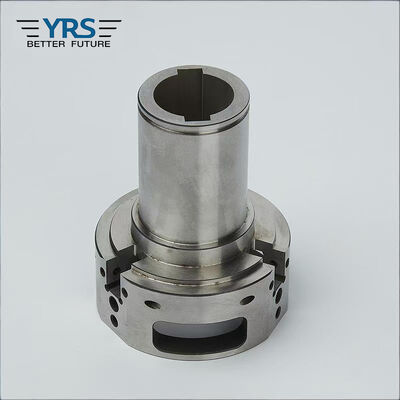 DC53 CNC τόρνος που επεξεργάζεται τα μέρη στη μηχανή